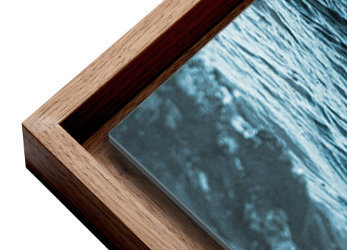Wooden Shadowgap-frame Walnut